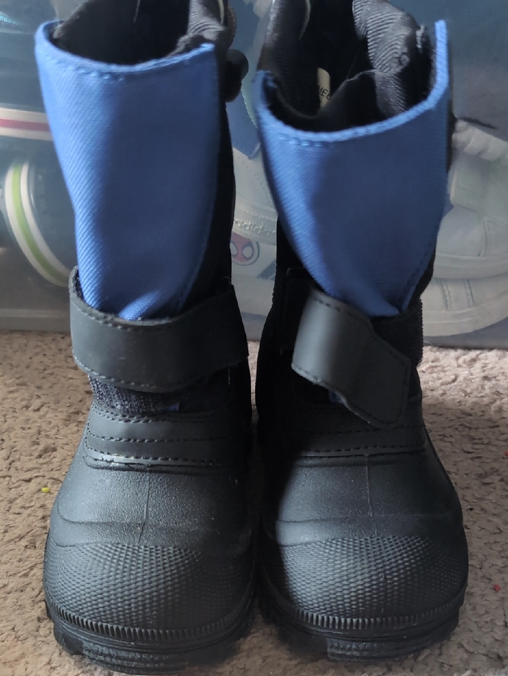 Tundra Kids Black and Blue Waterproof Snow Boots